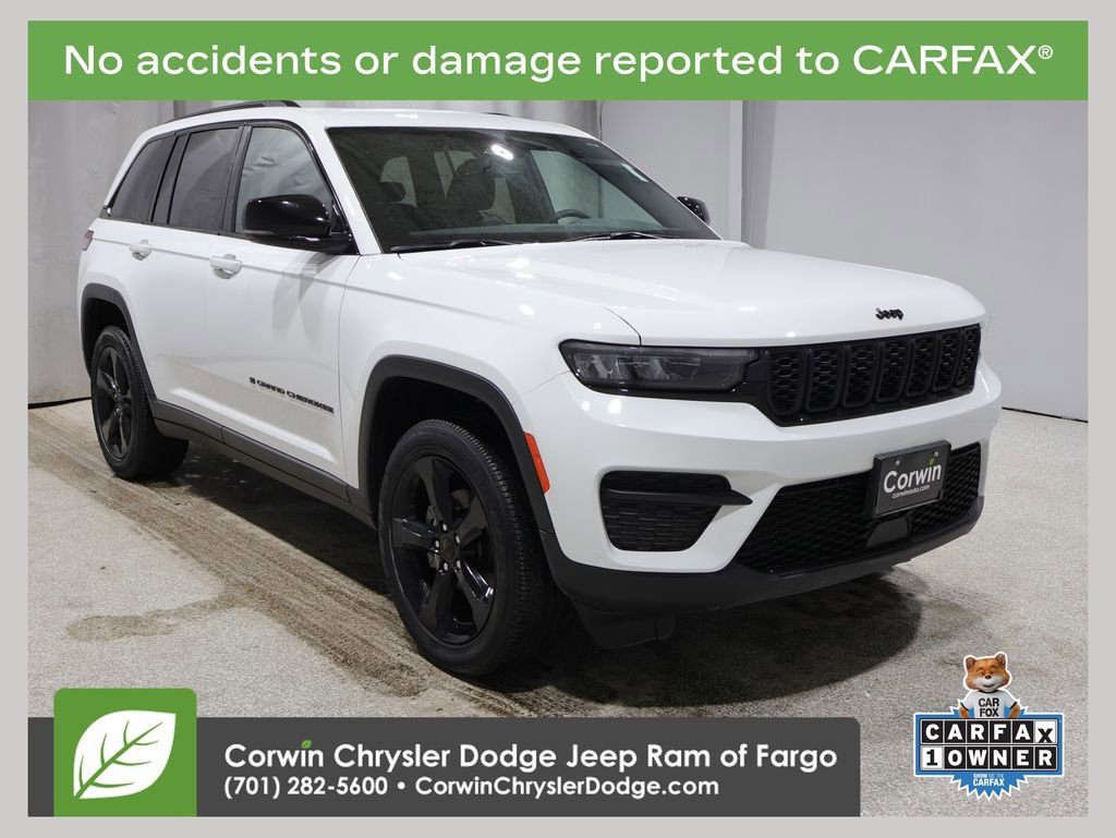 Used 2023 Jeep Grand Cherokee Altitude image 1