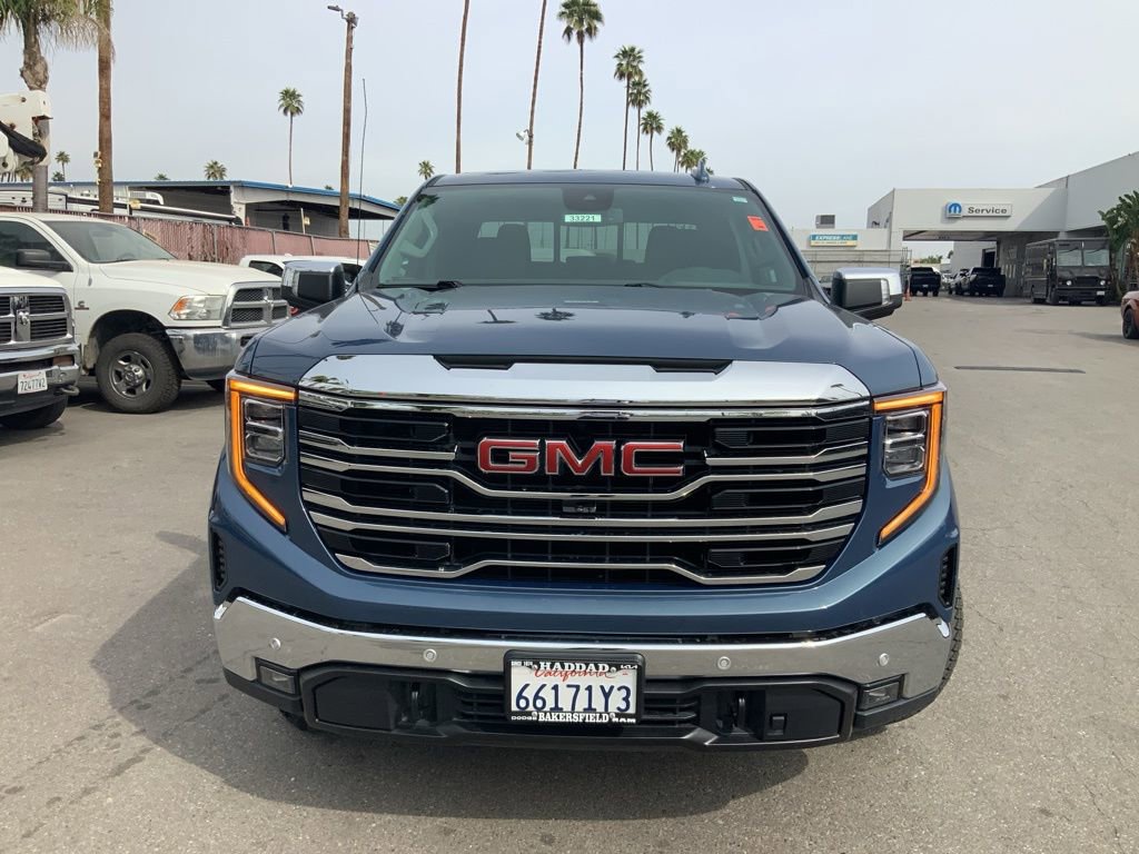 Used 2024 GMC Sierra 1500 SLT w/ SLT Premium Plus Package image 2