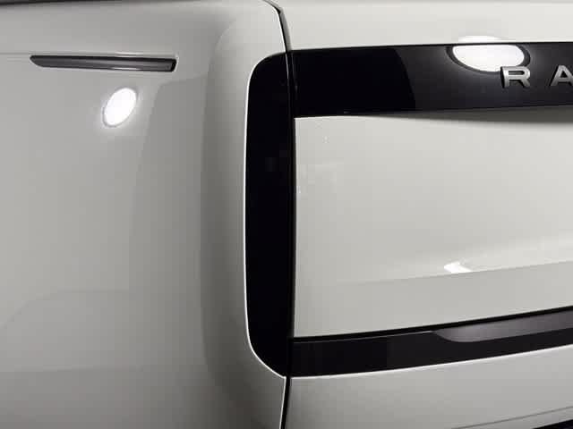 New 2027 Land Rover Range Rover SE AWD/4WD image 13