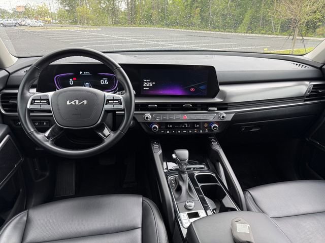 Used 2025 Kia Telluride S image 11