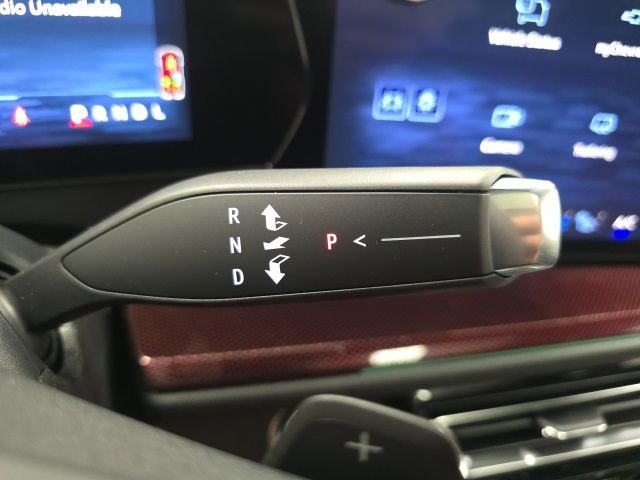 New 2026 Chevrolet Traverse RS image 16