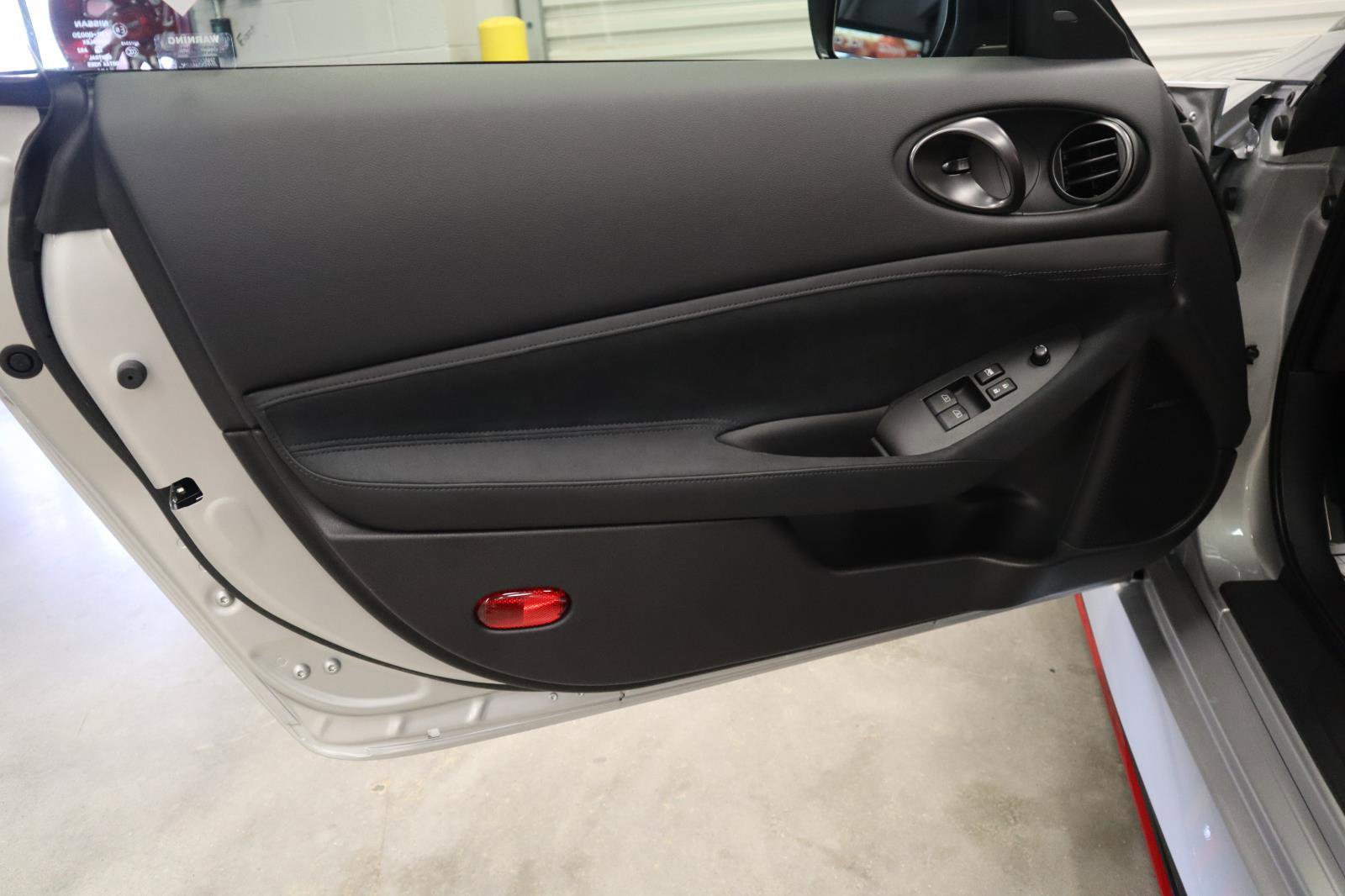 New 2025 Nissan Z NISMO w/ Floor Mat Package image 16