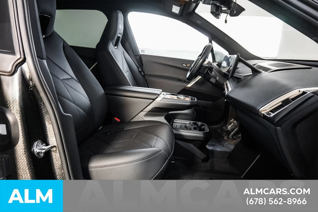 Used 2023 BMW iX xDrive50 w/ Premium Package AWD/4WD image 19