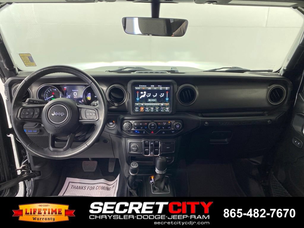 Used 2023 Jeep Wrangler Unlimited w/ Sun & Screen Package AWD/4WD image 28