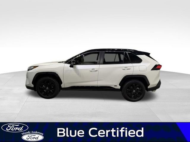 Used 2022 Toyota RAV4 XSE AWD/4WD image 3