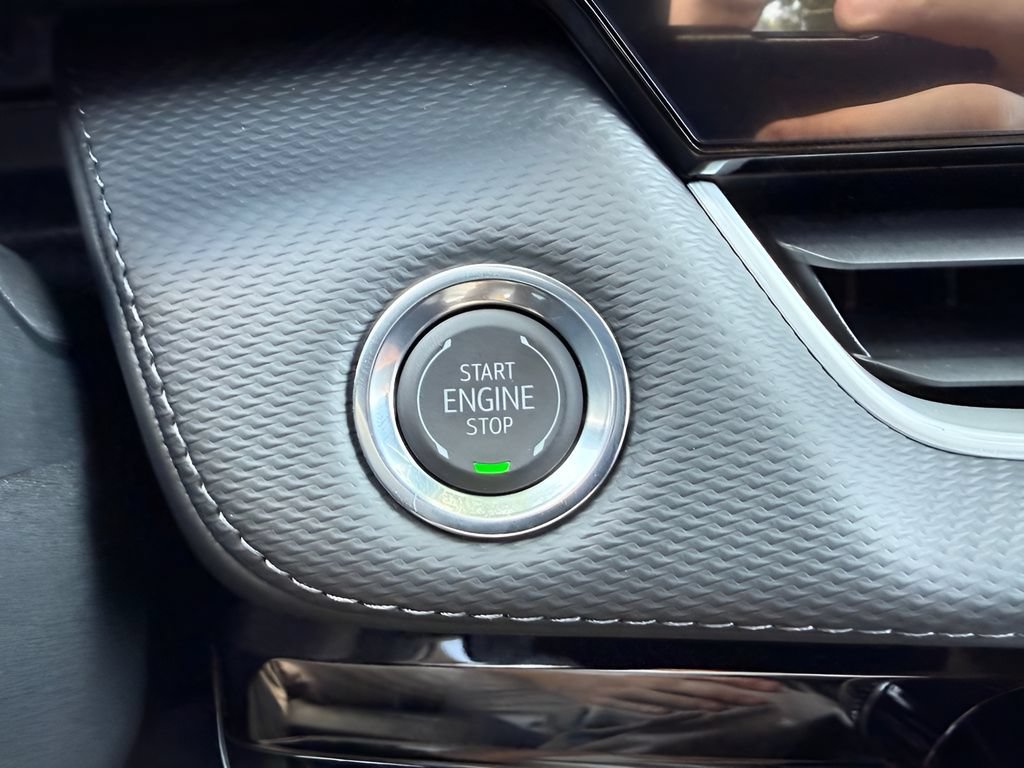 New 2027 Chevrolet Equinox LT FWD image 19