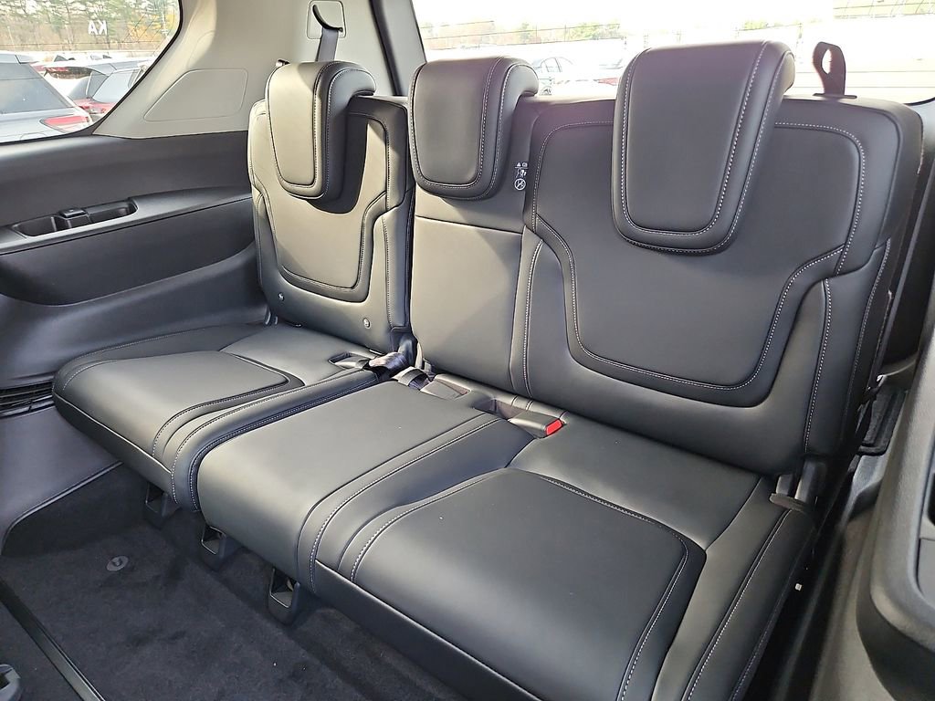 New 2026 Nissan Armada SV AWD/4WD image 11