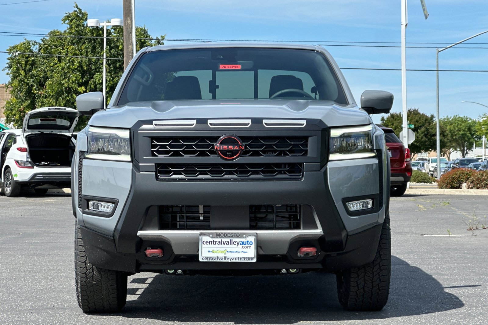 New 2026 Nissan Frontier Pro-X image 9