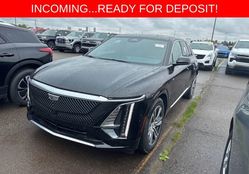Used 2024 Cadillac Lyriq Luxury w/ LPO, Floor Liner Package AWD/4WD video 1