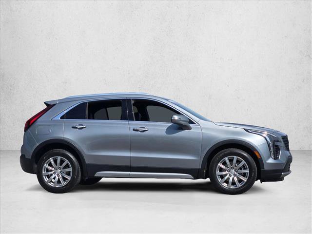 Used 2023 Cadillac XT4 Premium Luxury FWD image 4