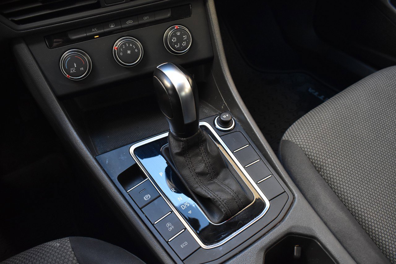 Used 2019 Volkswagen Jetta S w/ Driver Assistance Package image 29