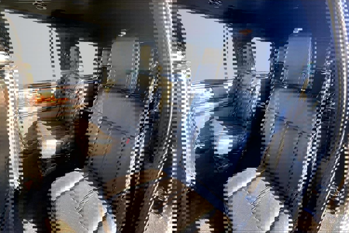 Used 2016 Lincoln Navigator Select image 26