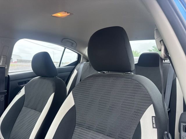 Used 2021 Nissan Versa SV FWD image 11