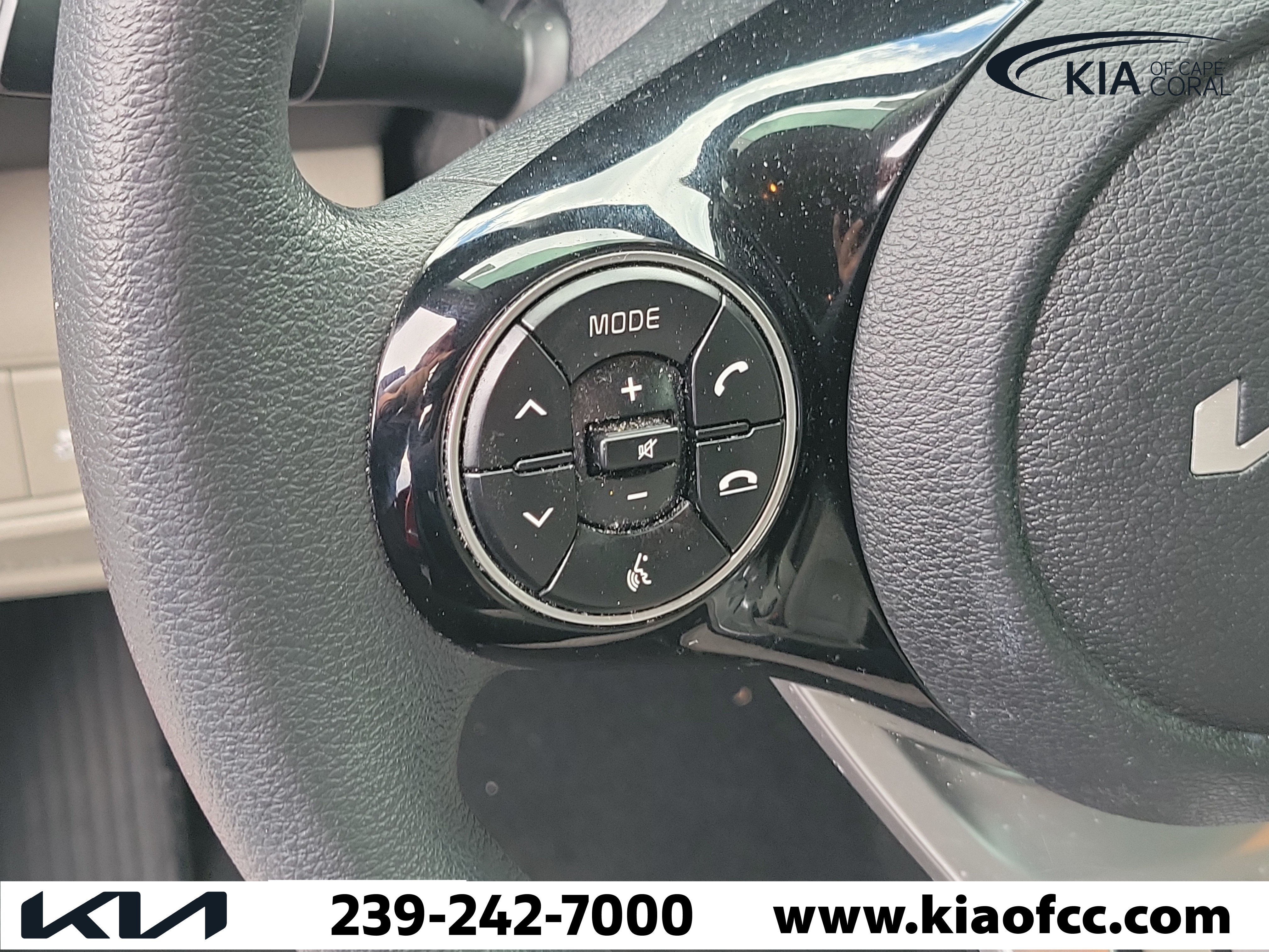 Used 2022 Kia Soul S FWD image 25