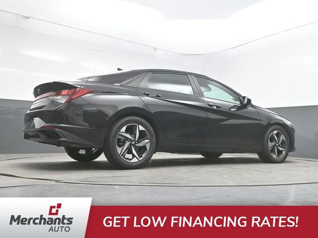 Used 2023 Hyundai Elantra SEL w/ Convenience Package FWD image 39