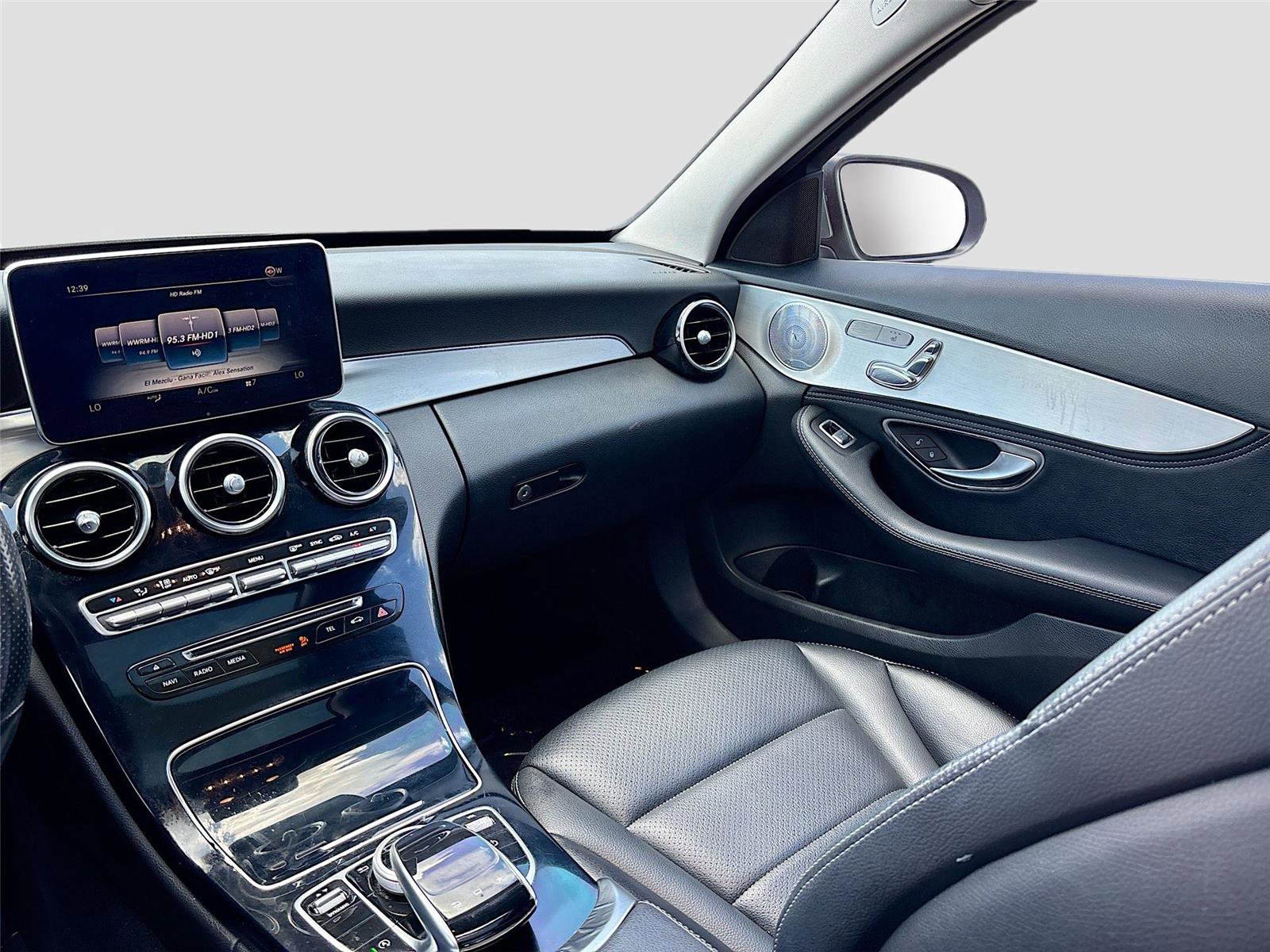 Used 2016 Mercedes-Benz C 300 4MATIC Sedan image 25