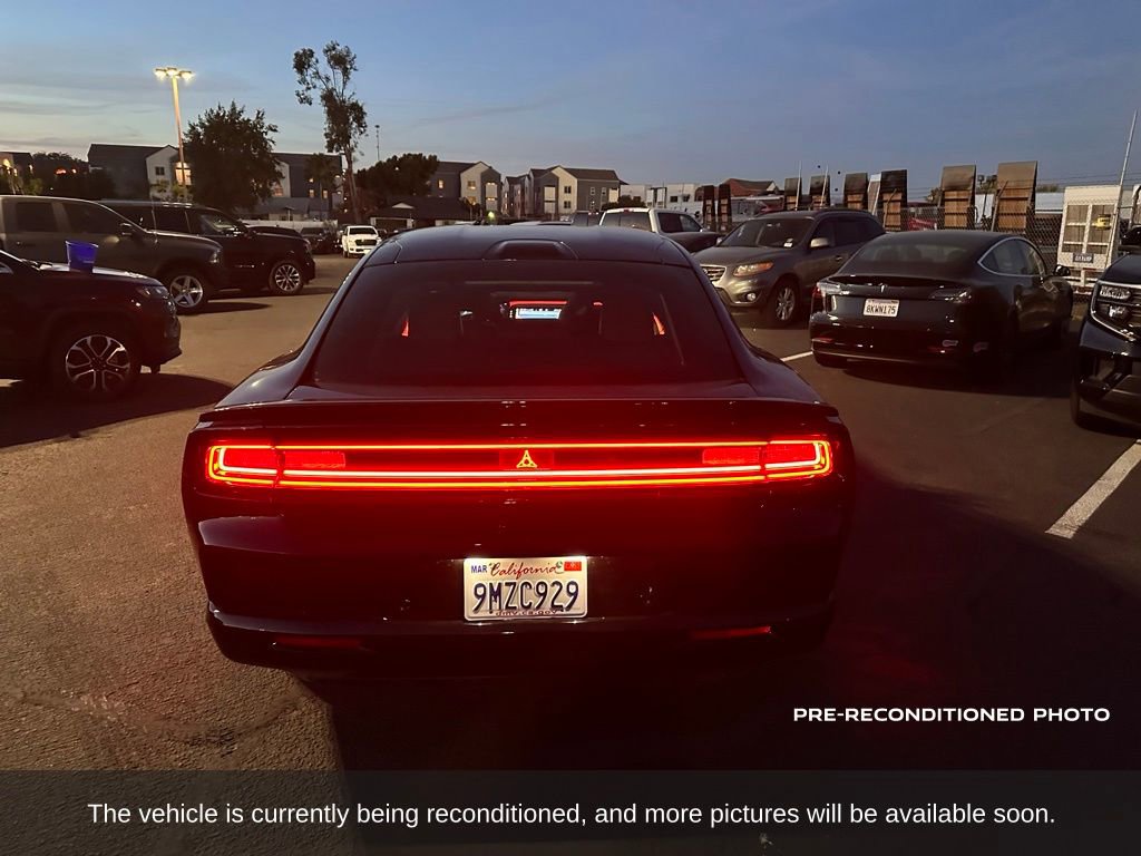 Used 2024 Dodge Charger Daytona Scat Pack w/ Plus Group AWD/4WD image 4
