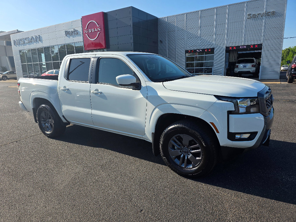 Used 2025 Nissan Frontier SV w/ SV Convenience Package AWD/4WD image 1