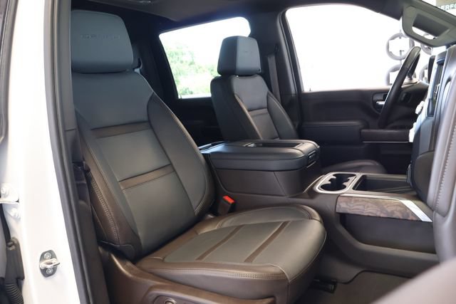 Used 2022 GMC Sierra 3500 Denali AWD/4WD image 24