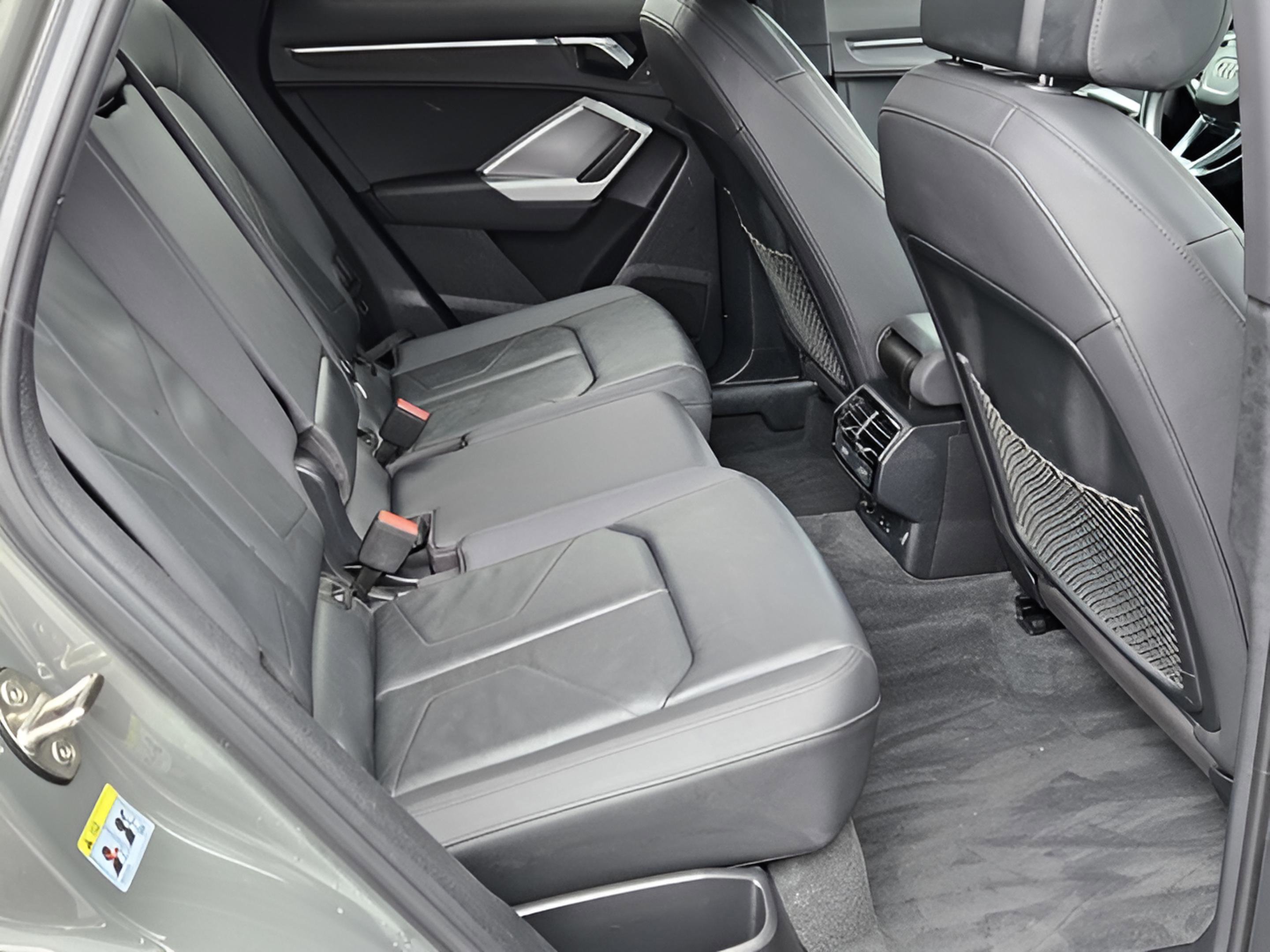 Used 2020 Audi Q3 2.0T Premium w/ Convenience Package image 12