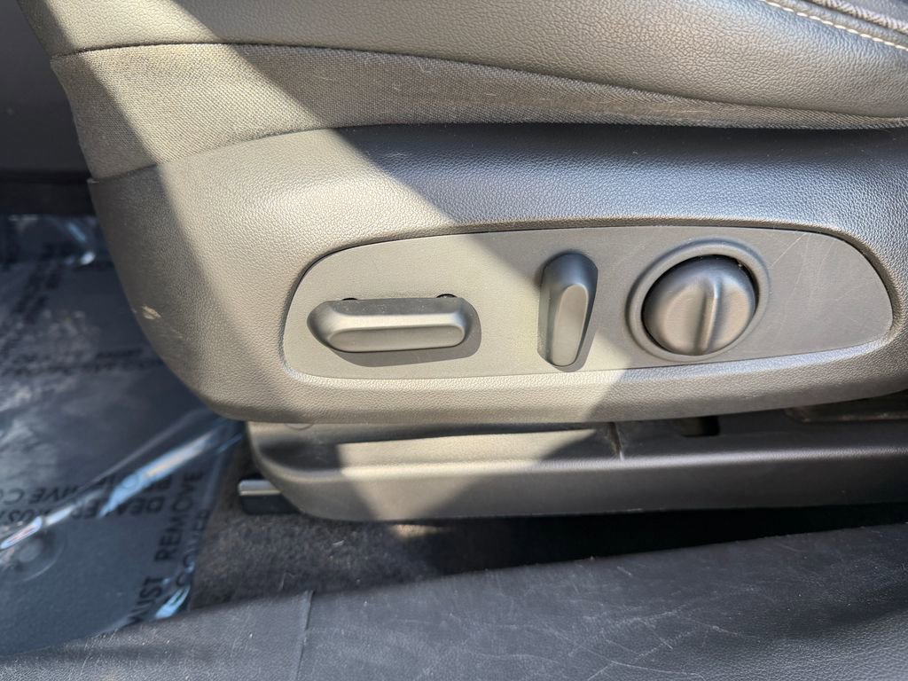 Used 2023 Buick Encore GX Select image 16