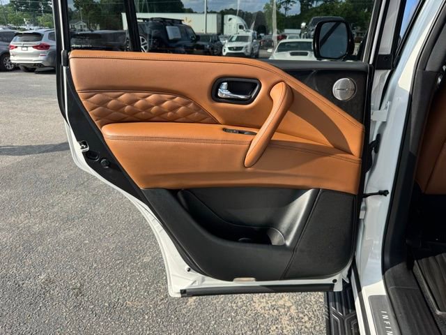 Used 2023 INFINITI QX80 Sensory w/ Cargo Package RWD image 15
