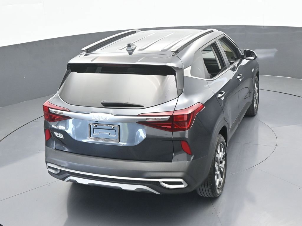Used 2022 Kia Seltos EX image 54
