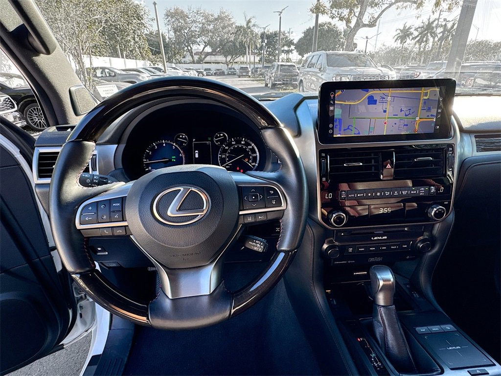Used 2023 Lexus GX 460 Premium image 12