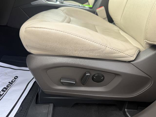 Used 2022 Ford Explorer Platinum w/ Equipment Group 601A image 29