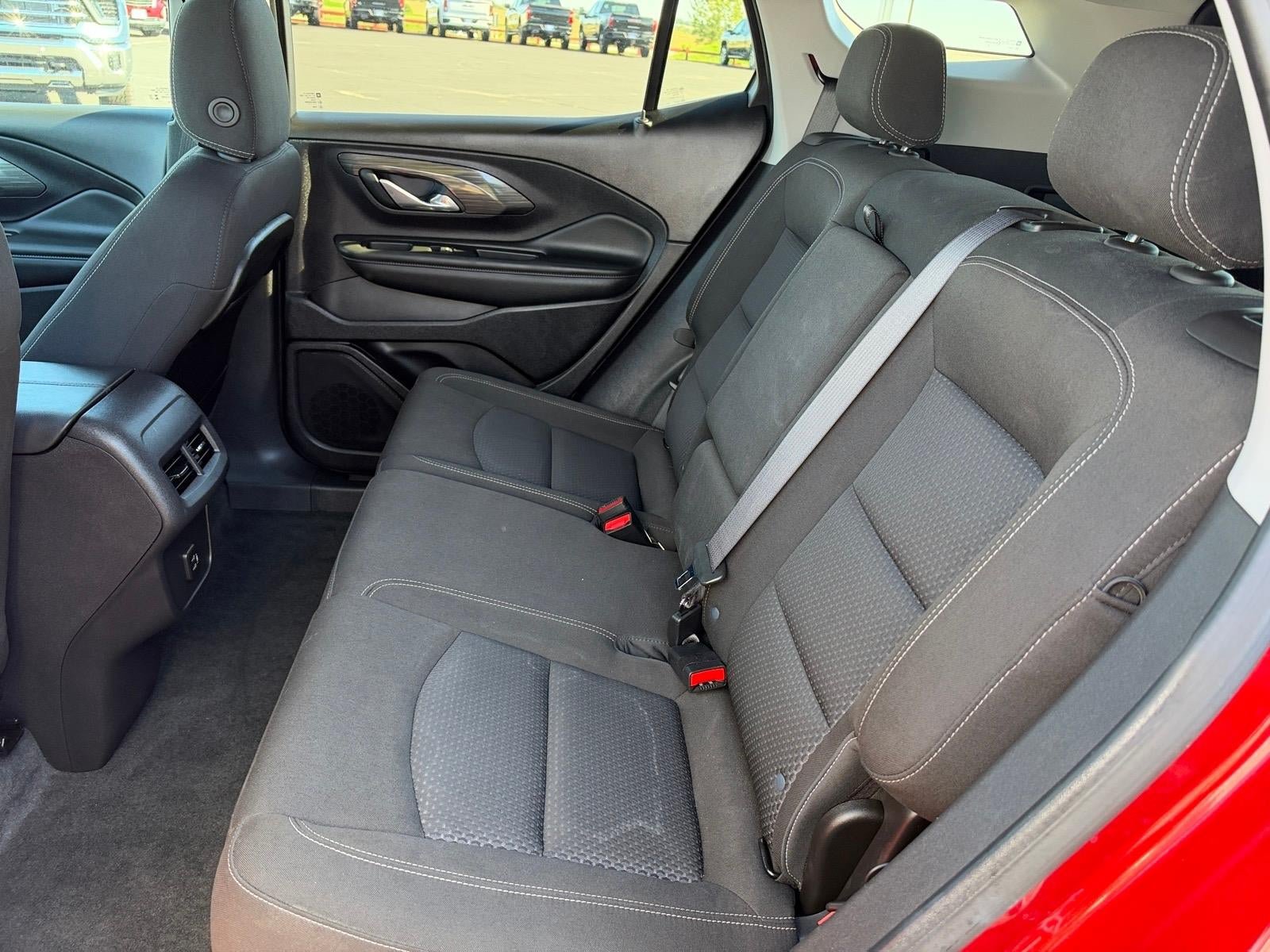 Used 2024 GMC Terrain SLE w/ Driver Convenience Package AWD/4WD image 6