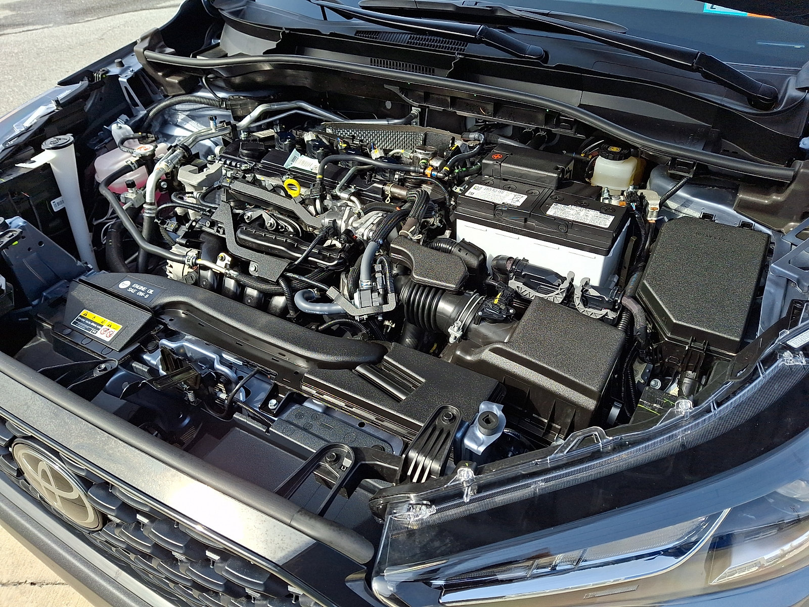 Used 2025 Toyota Corolla Cross L image 27