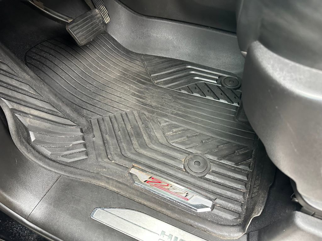 Used 2023 Chevrolet Silverado 2500 High Country w/ Z71 Off-Road Package image 38