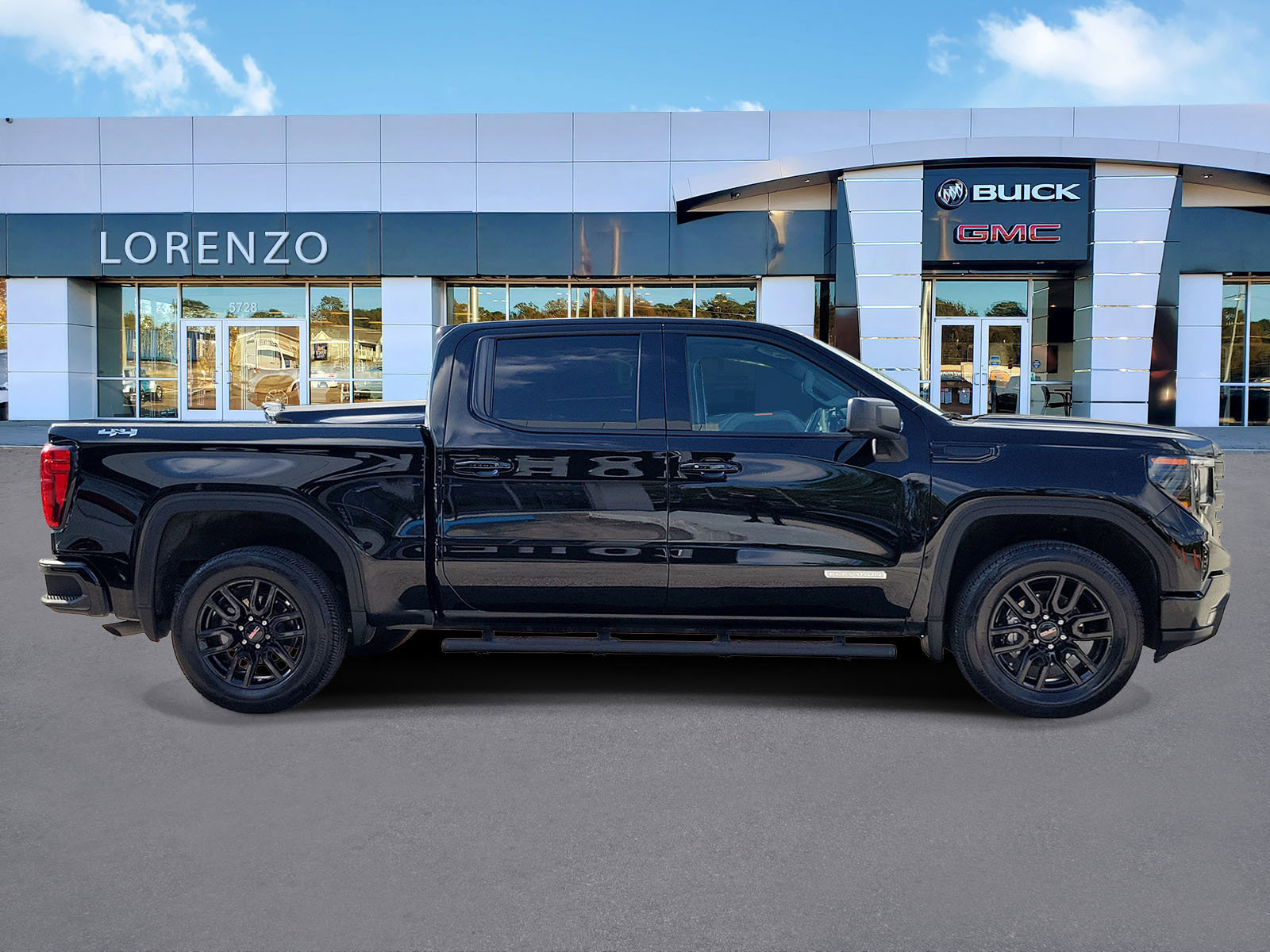 Used 2024 GMC Sierra 1500 Elevation AWD/4WD image 4