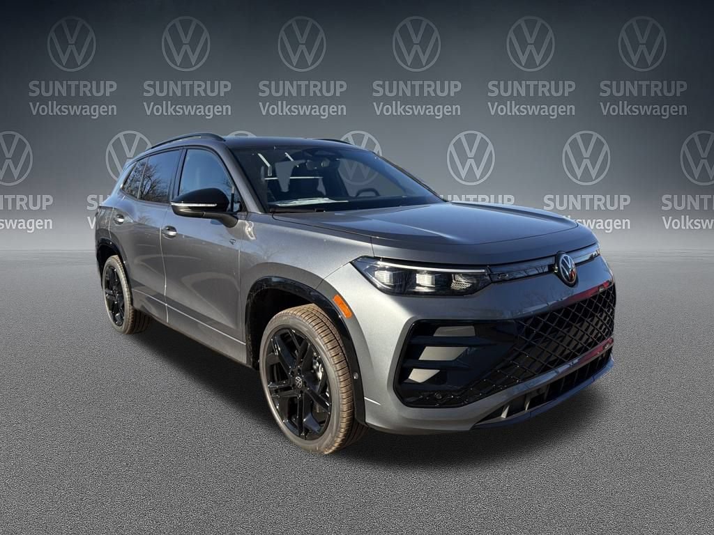 Used 2026 Volkswagen Tiguan SE R-Line AWD/4WD image 7