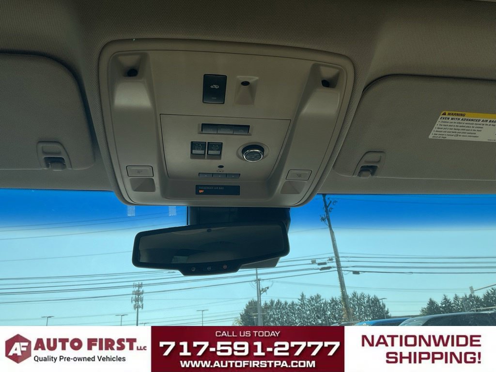 Used 2015 Cadillac Escalade Luxury AWD/4WD image 33