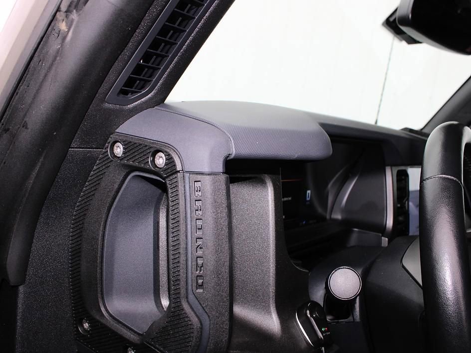 Used 2025 Ford Bronco Badlands image 39