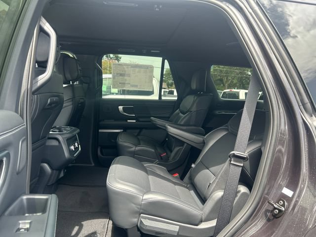 New 2027 Ford Expedition Platinum w/ Stealth Performance Package AWD/4WD image 26