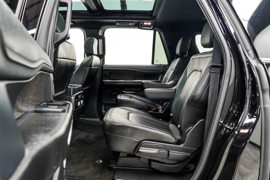 Used 2018 Ford Expedition Max Limited w/ Equipment Group 302A AWD/4WD image 19