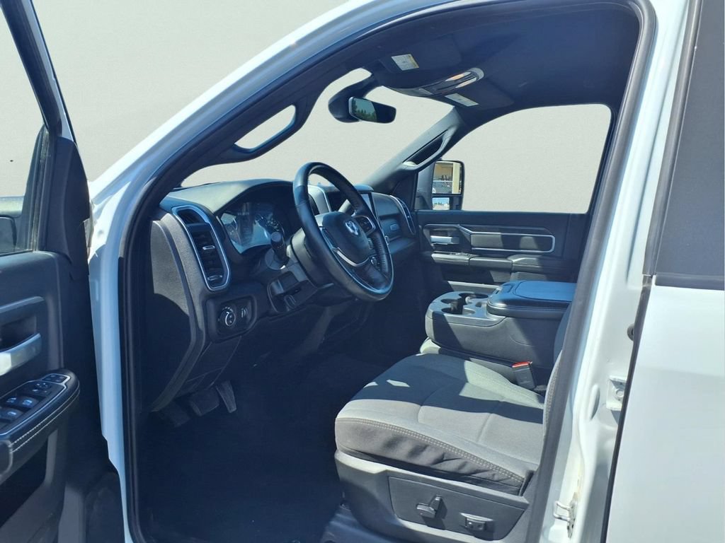 Used 2024 RAM 2500 Big Horn AWD/4WD image 20