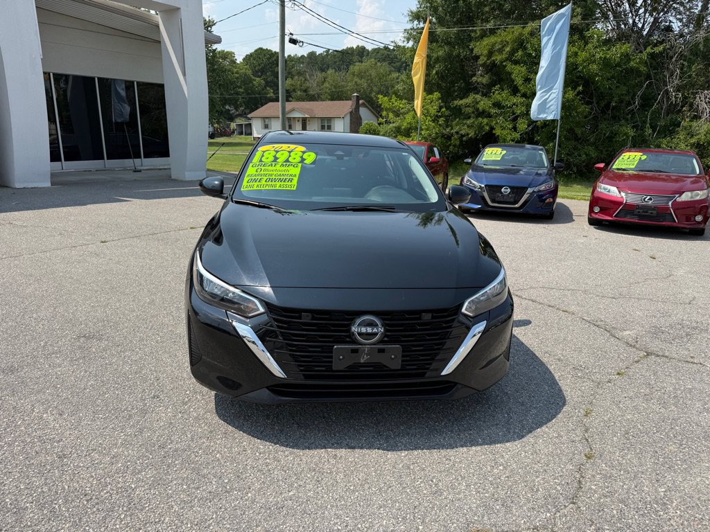 Used 2024 Nissan Sentra SV FWD image 8