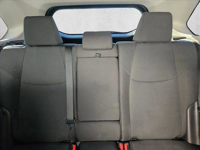 Used 2022 Toyota RAV4 LE image 16