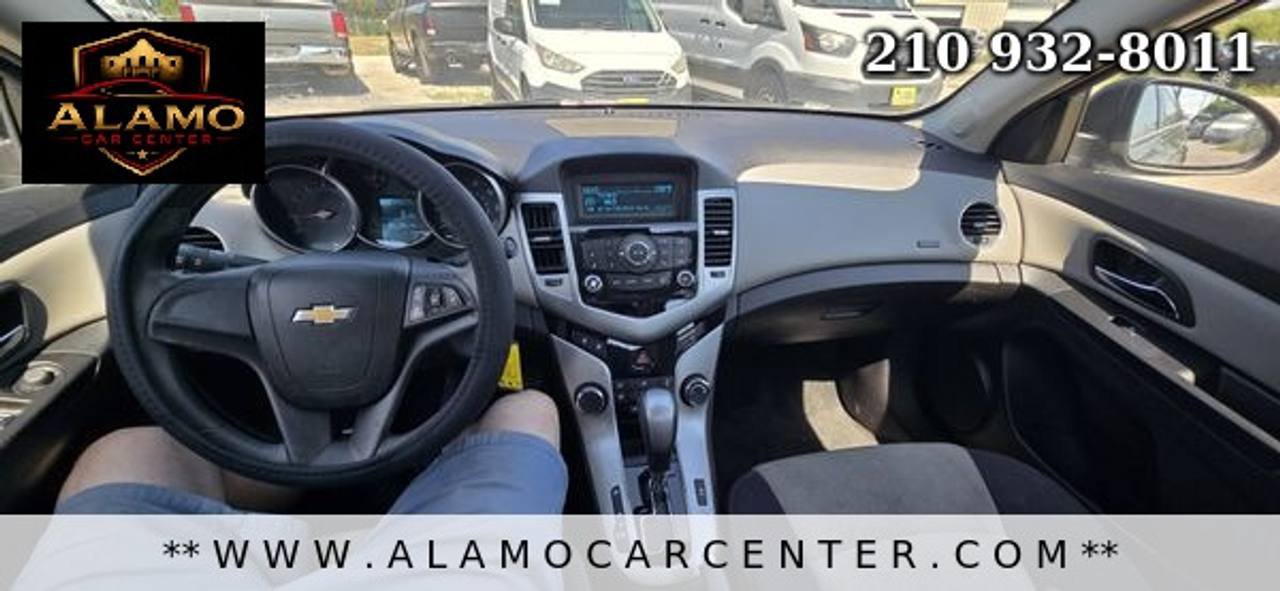 Used 2014 Chevrolet Cruze LS FWD image 35