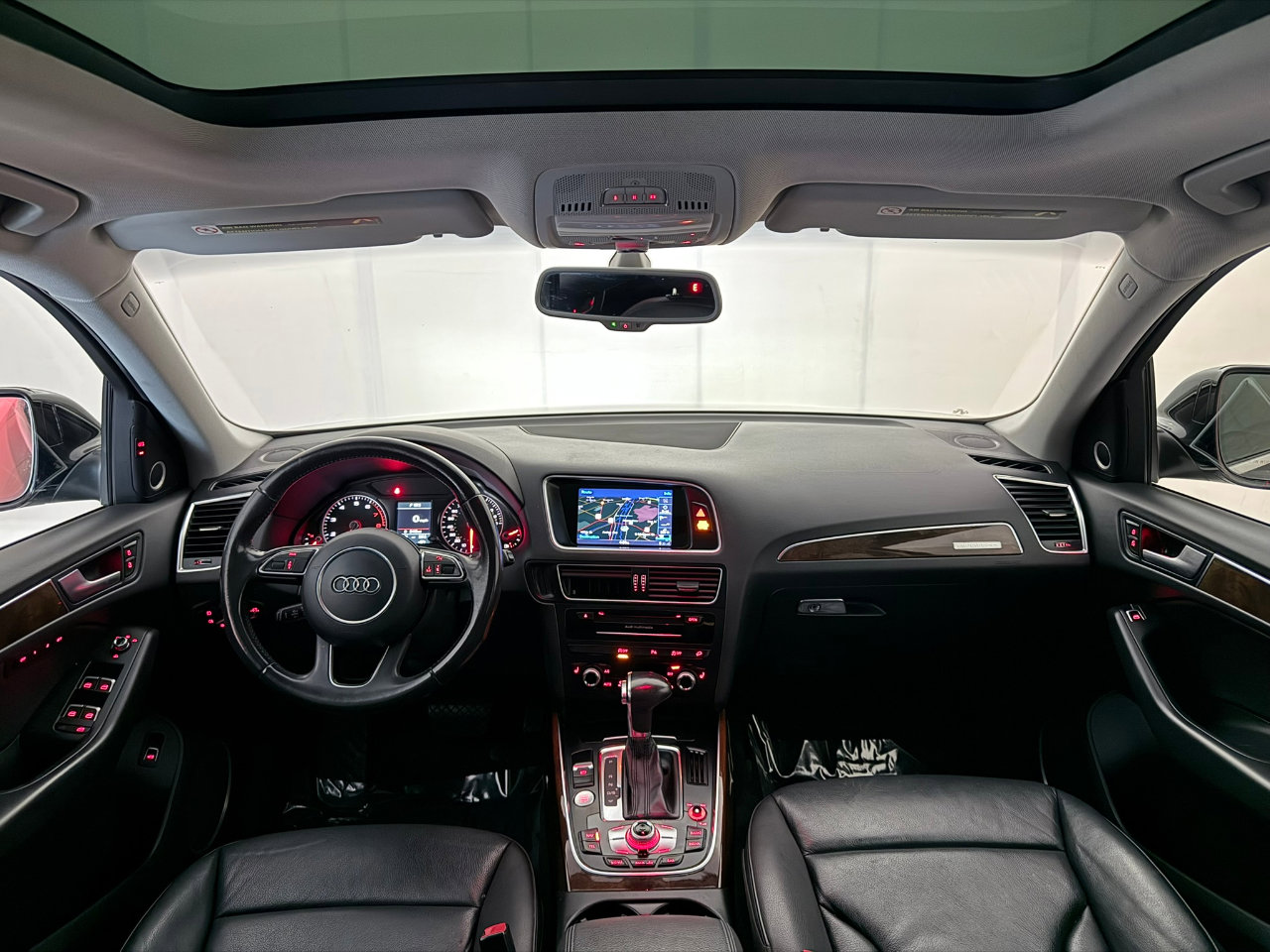 Used 2015 Audi Q5 3.0T Premium Plus w/ Technology Package image 28