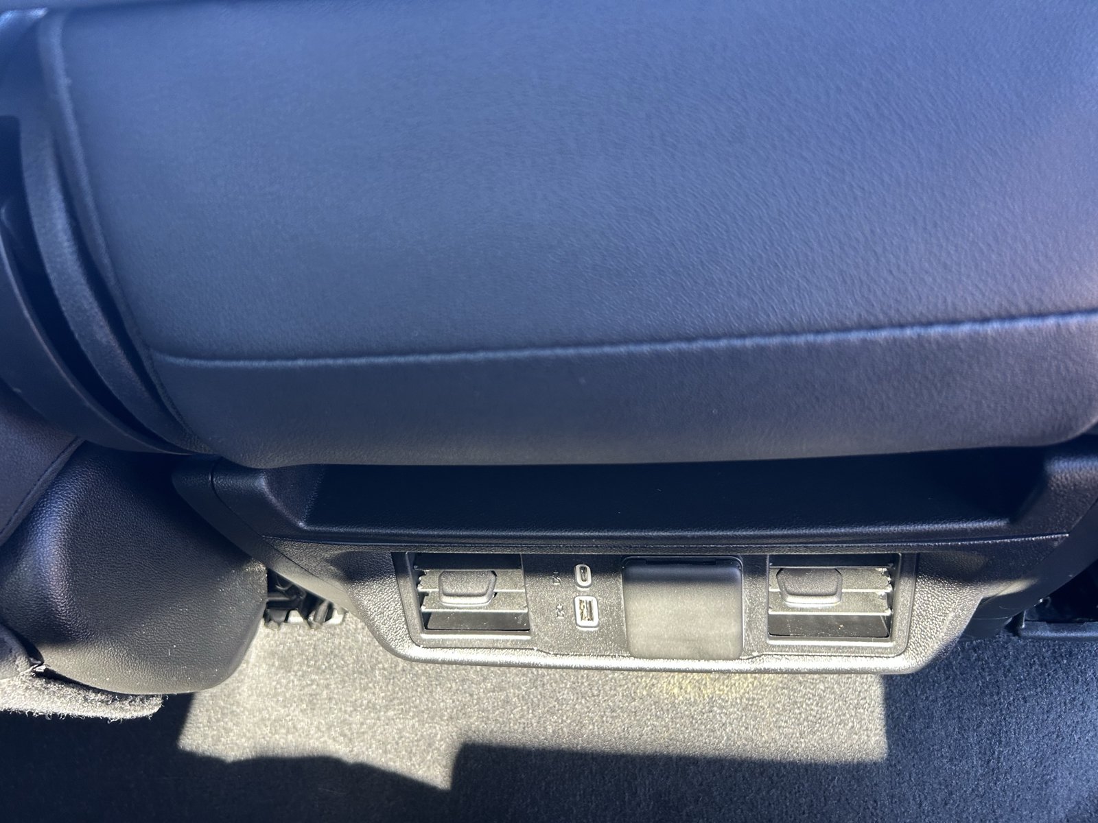 Certified 2025 GMC Sierra 1500 SLT RWD image 14