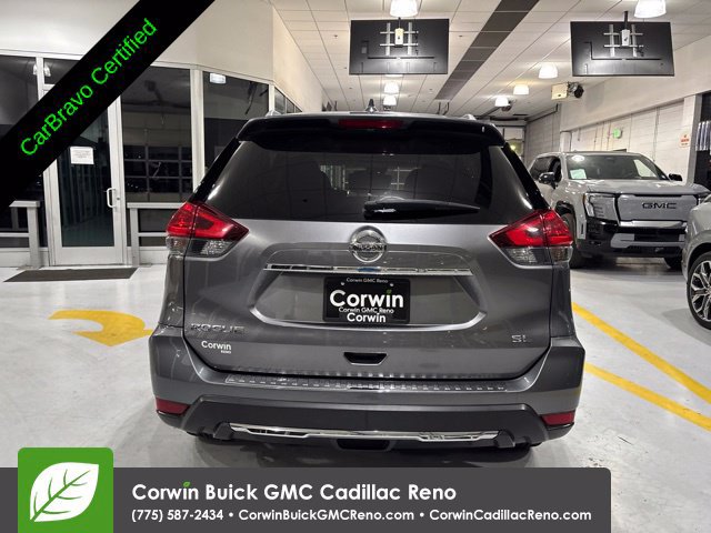 Used 2017 Nissan Rogue SL FWD image 4
