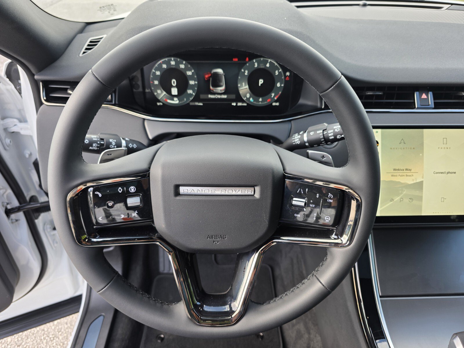 New 2026 Land Rover Range Rover Evoque S AWD/4WD image 16