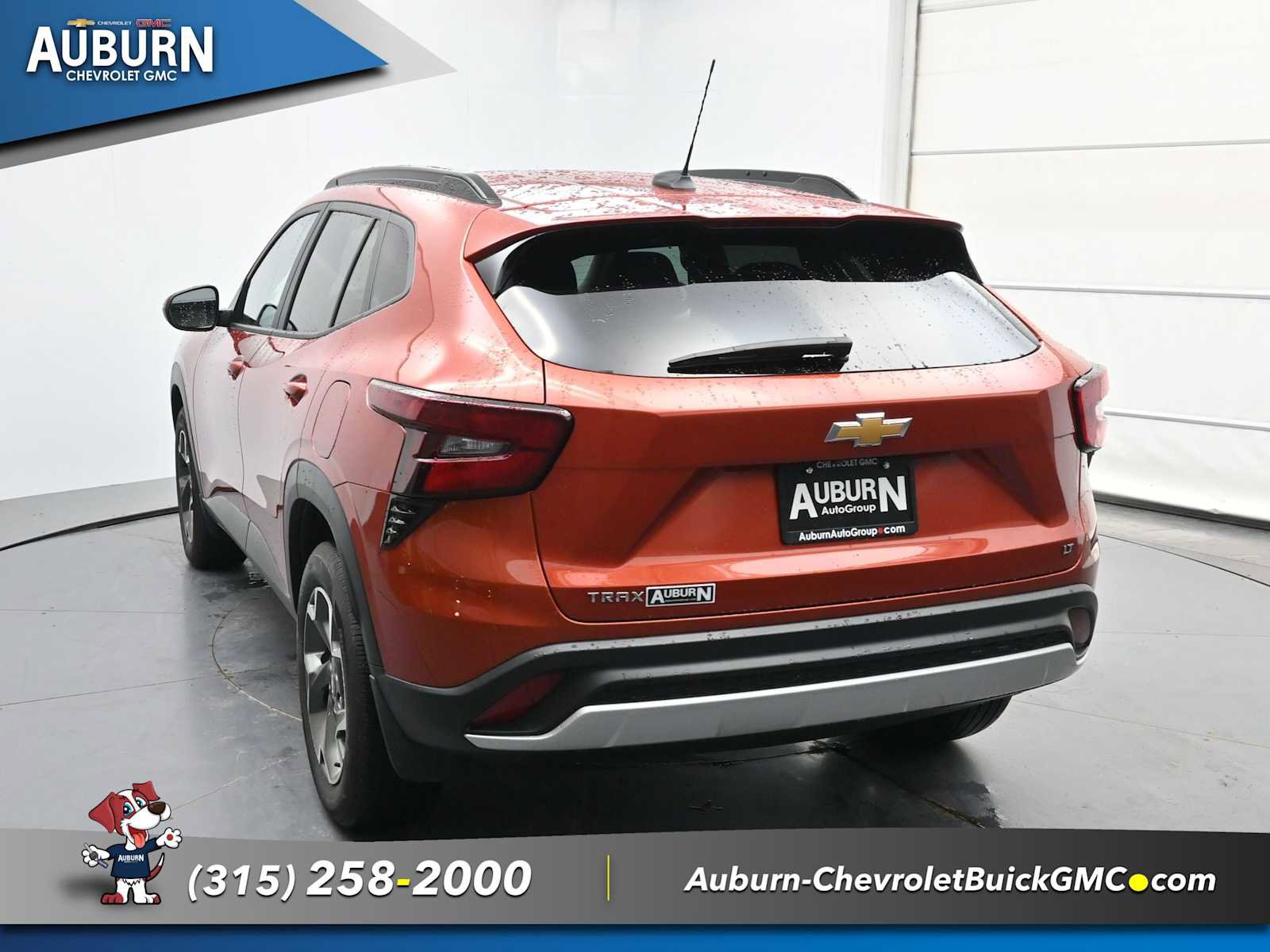 Used 2024 Chevrolet Trax LT w/ Driver Confidence Package FWD image 14