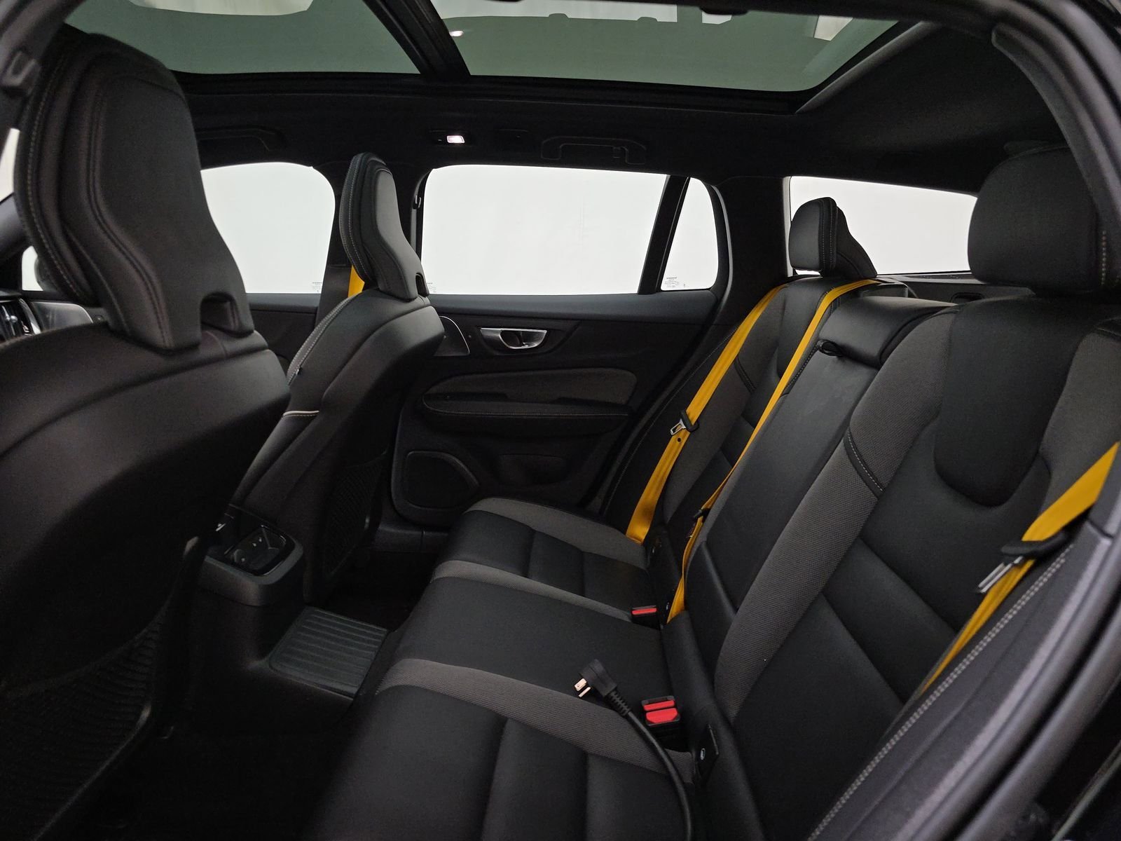 Used 2024 Volvo V60 T8 Polestar w/ Protection Package image 9