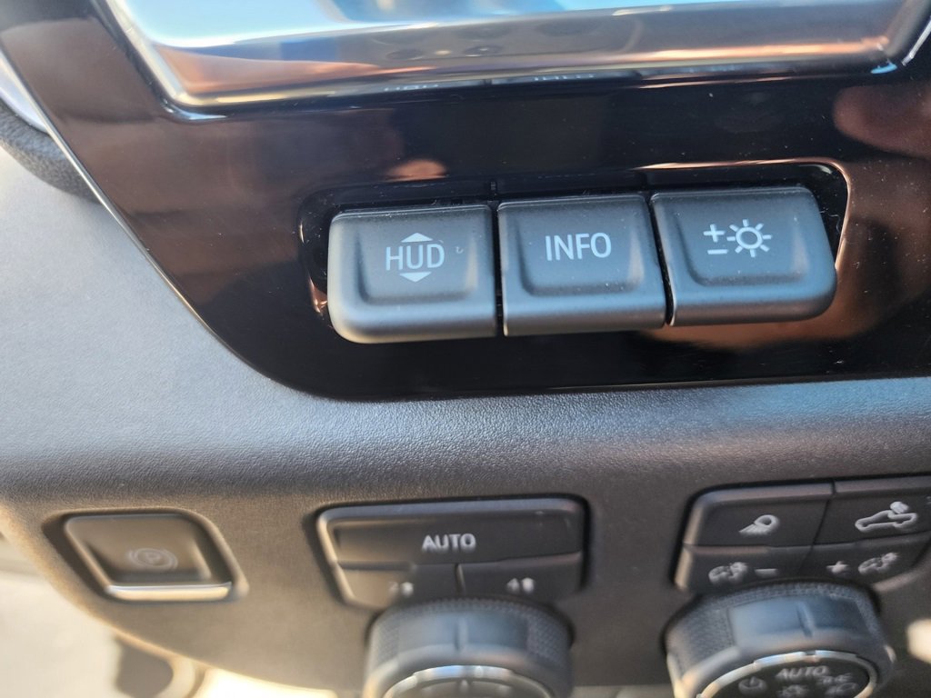 Certified 2024 Chevrolet Silverado 1500 LTZ w/ Technology Package image 33