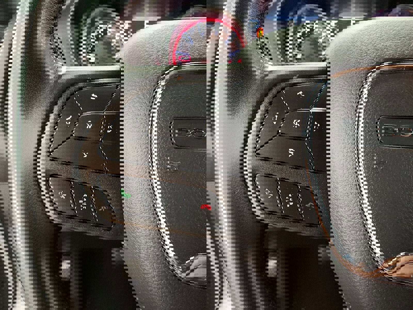 Used 2023 Dodge Challenger SXT image 17